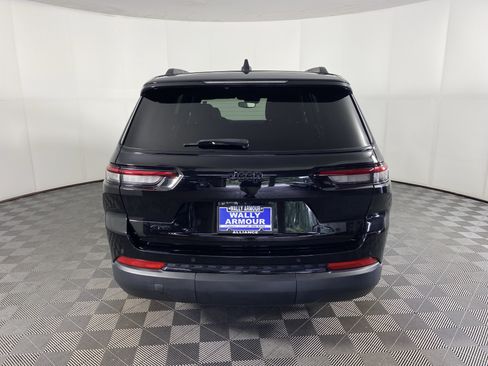 Used 2023 Jeep Grand Cherokee L Laredo AWD/4WD image 9