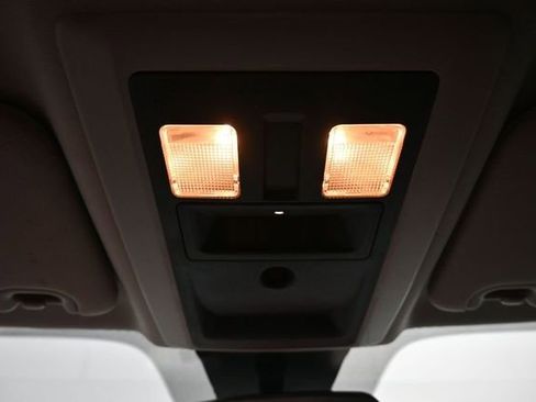 Used 2019 RAM 1500 Classic SLT AWD/4WD image 25