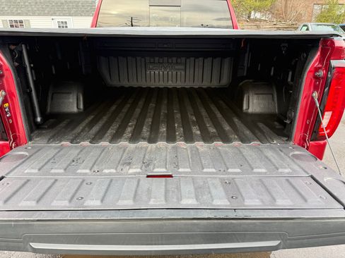 Used 2020 GMC Sierra 1500 SLT w/ SLT Premium Plus Package image 18