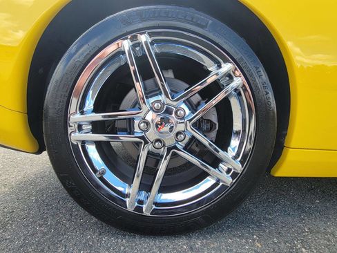 Used 2005 Chevrolet Corvette Convertible w/ Preferred Equipment Group image 36