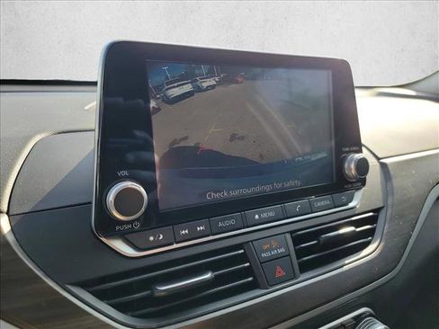 Used 2023 Nissan Altima 2.5 SV image 22