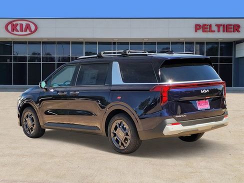 New 2026 Kia Carnival EX FWD image 3