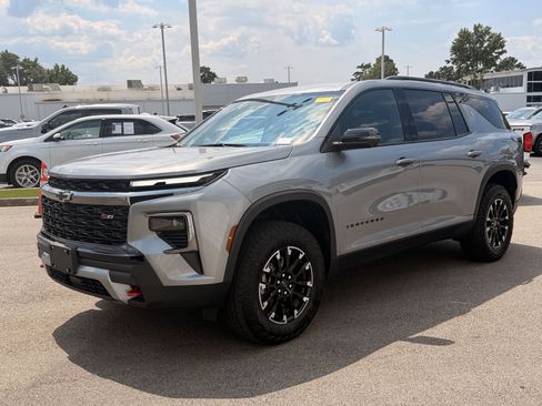 Used 2024 Chevrolet Traverse Z71 AWD/4WD image 9