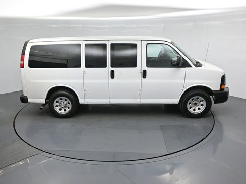Used 2014 Chevrolet Express 1500 LS image 31