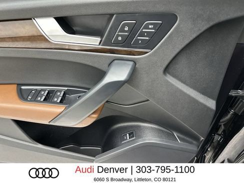 Used 2019 Audi Q5 2.0T Premium w/ Convenience Package AWD/4WD image 13