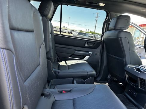 Used 2025 Toyota Sequoia Platinum w/ TRD Off-Road Package AWD/4WD image 11