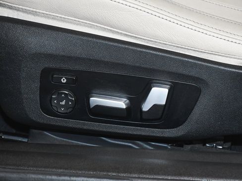 Used 2023 BMW 440i xDrive M440i xDrive w/ Premium Package image 59