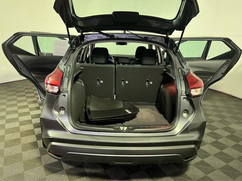 Certified 2025 Nissan Kicks Play S FWD image 25