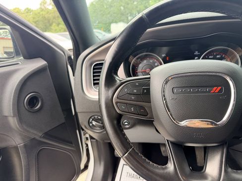 Used 2022 Dodge Charger SXT RWD image 34