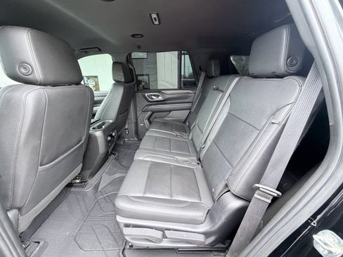 Used 2023 Chevrolet Tahoe LT w/ Luxury Package RWD image 29