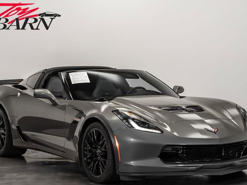 Used 2016 Chevrolet Corvette Z06 w/ 3LZ Preferred Equipment Group image 7