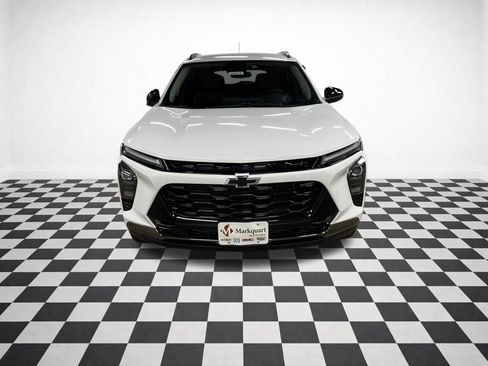 New 2026 Chevrolet Trax ACTIV w/ Driver Confidence Package FWD image 3
