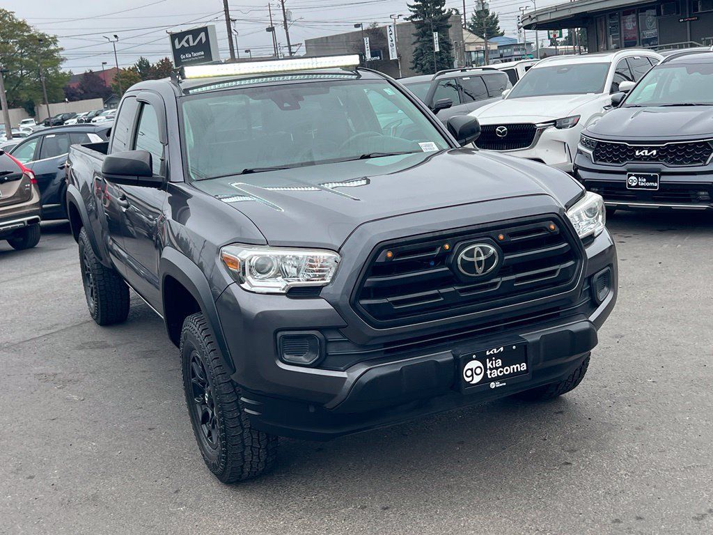 Used 2019 Toyota Tacoma SR w/ SX Package RWD image 3