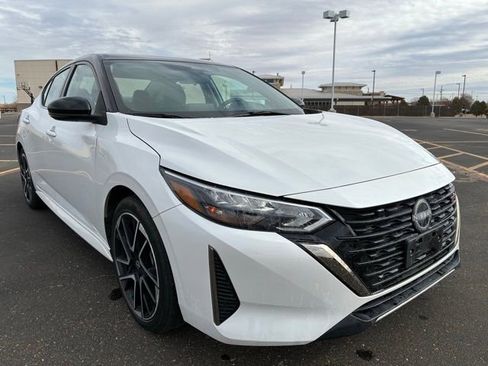 Certified 2024 Nissan Sentra SR w/ Lighting Package image 8