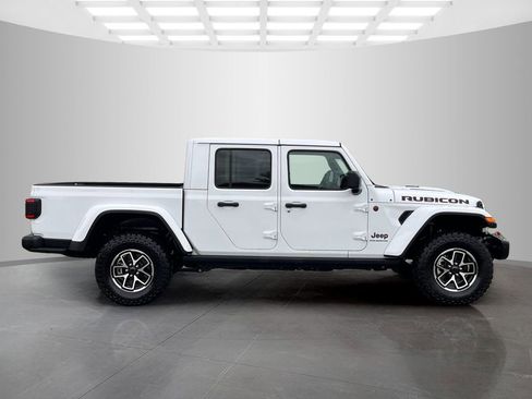 Used 2024 Jeep Gladiator Rubicon image 4
