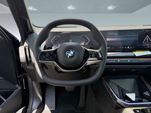 Used 2025 BMW X3 xDrive30i w/ Convenience Package image 15