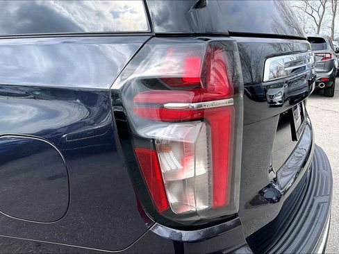 Used 2024 Chevrolet Tahoe LT w/ Luxury Package image 42