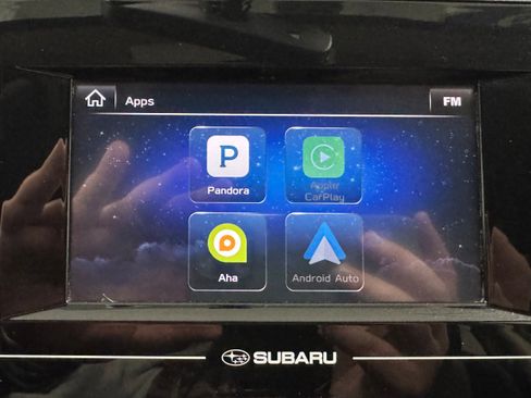 Used 2018 Subaru Crosstrek 2.0i Premium image 14