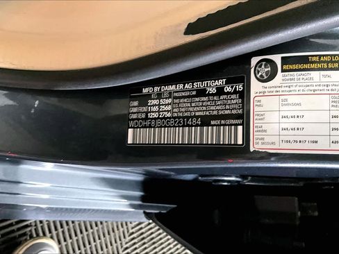 Used 2016 Mercedes-Benz E 350 4MATIC Sedan image 31