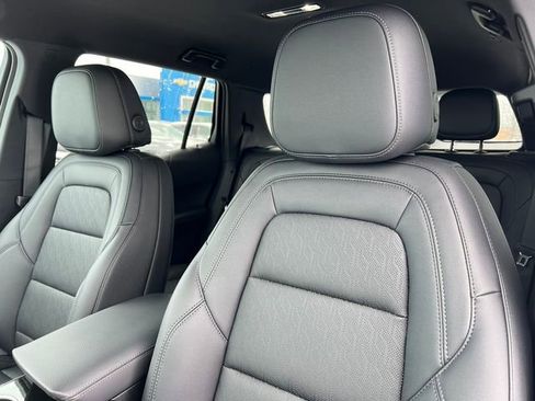 New 2026 Chevrolet Equinox LT w/ Convenience Package II image 12