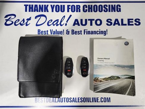 Used 2017 Volkswagen Touareg Wolfsburg Edition AWD/4WD image 31