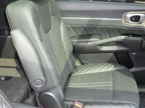 Used 2021 Kia Sorento SX Prestige image 20