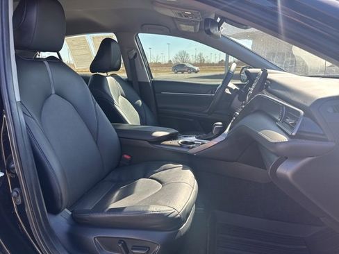 Used 2024 Toyota Camry XLE image 21