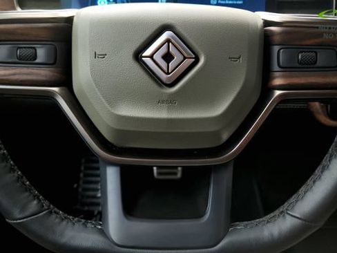 Used 2024 Rivian R1S Adventure AWD/4WD image 65