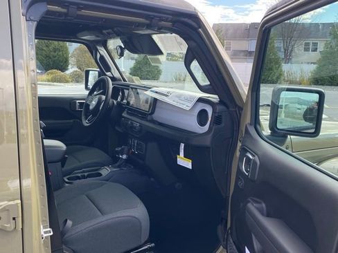 New 2026 Jeep Gladiator Sport image 27