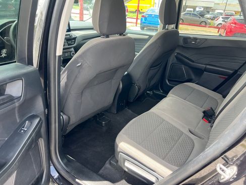 Used 2022 Ford Escape SE FWD image 21