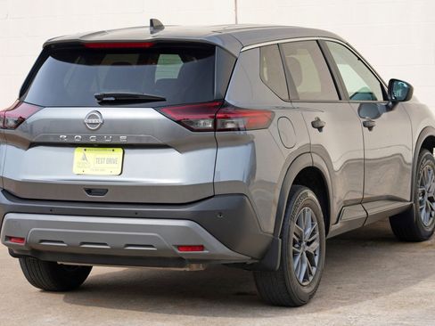 Used 2023 Nissan Rogue S FWD image 44