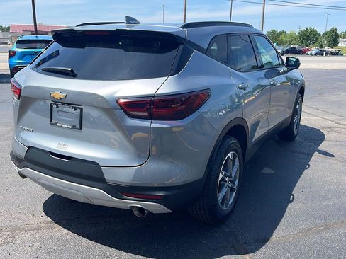 Used 2024 Chevrolet Blazer LT w/ LPO, Floor Liner Package FWD image 5
