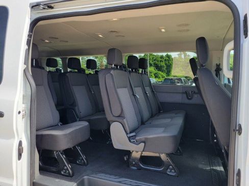Used 2023 Ford Transit 350 XLT RWD image 28