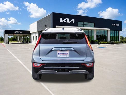 Used 2023 Kia Niro Wind FWD image 6