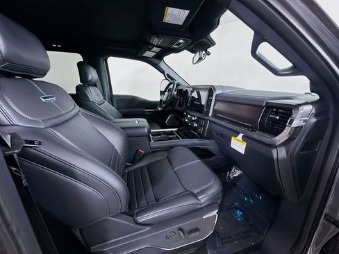New 2026 Ford F450 Platinum w/ FX4 Off-Road Package image 30