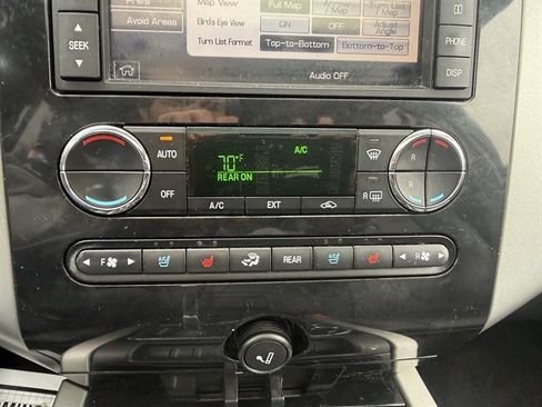 Used 2013 Ford Expedition Limited AWD/4WD image 27