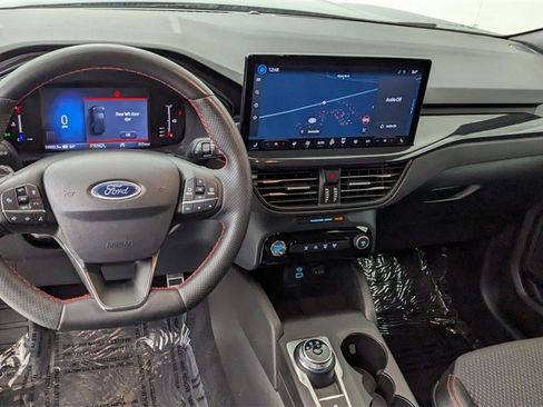 Certified 2023 Ford Escape ST-Line w/ Tech Pack #1 image 3