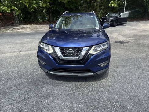 Used 2019 Nissan Rogue SL w/ Premium Package AWD/4WD image 2