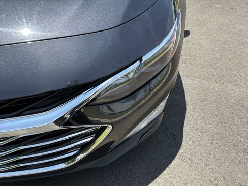 Used 2023 Chevrolet Malibu LT w/ Driver Confidence Package FWD image 6
