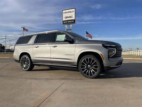 New 2026 Chevrolet Suburban High Country image 1