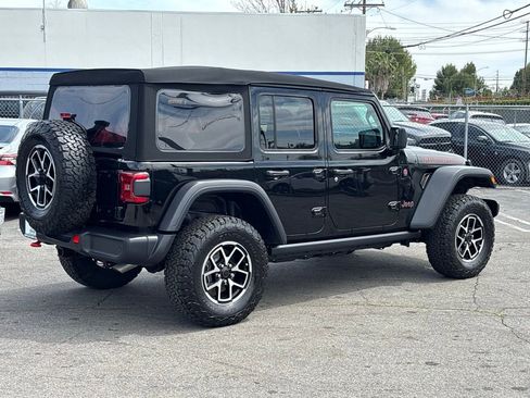 Used 2024 Jeep Wrangler Unlimited Rubicon w/ Safety Group AWD/4WD image 4