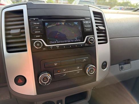 Used 2018 Nissan Frontier S RWD image 19