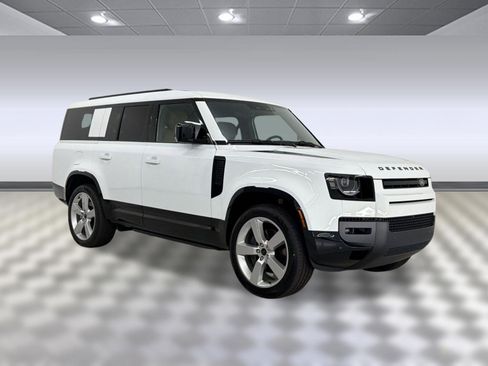 New 2026 Land Rover Defender 130 X-Dynamic SE AWD/4WD image 6