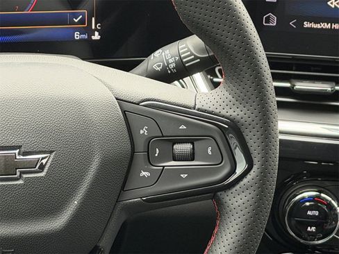 New 2026 Chevrolet Trax RS image 14