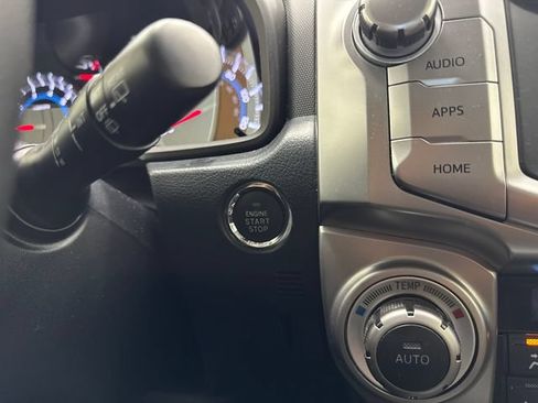 Used 2017 Toyota 4Runner Limited RWD image 28