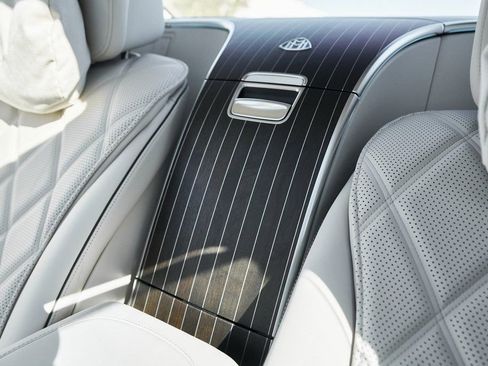 Used 2025 Mercedes-Benz Maybach S 680 4MATIC image 54