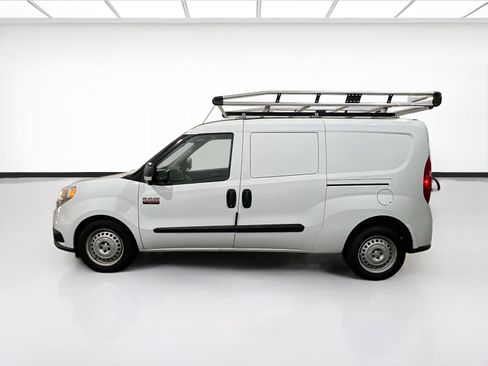 Used 2022 RAM ProMaster City Tradesman FWD image 21
