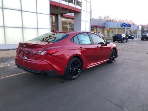 New 2026 Toyota Camry SE w/ Multimedia Upgrade Package image 4