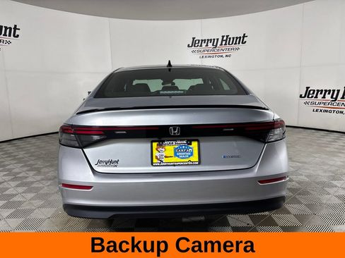 Used 2024 Honda Accord Sport image 6