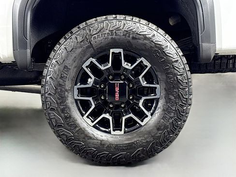 New 2026 GMC Sierra 2500 AT4X image 32